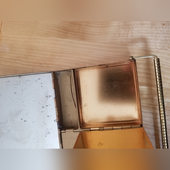Vintage Volupte USA Compact Goldtone Makeup Lipstick  Powder Holder - Picture 12 of 13